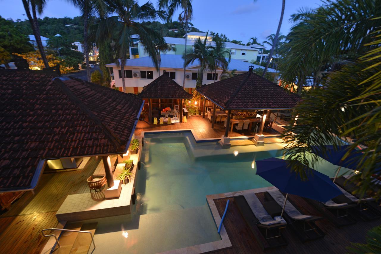Seascape Holidays - Hibiscus Port Douglas Buitenkant foto
